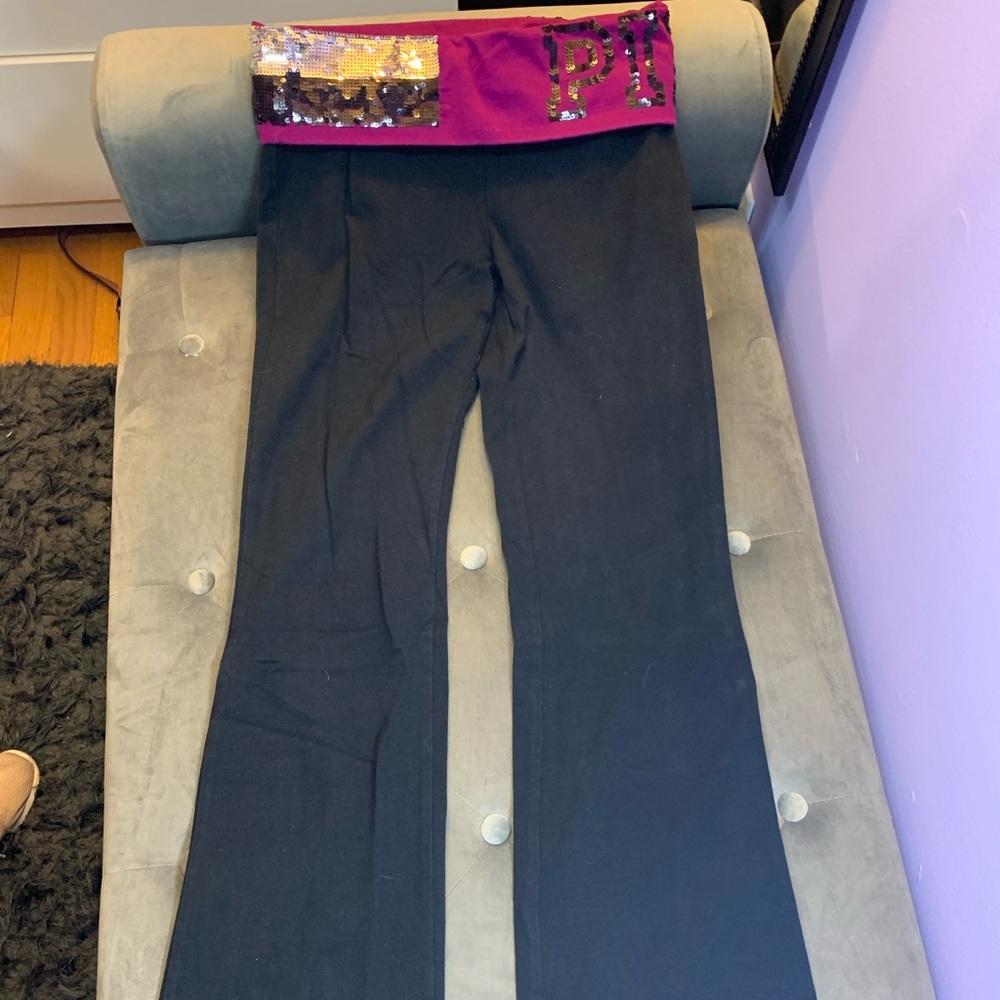 PINK yoga pants
